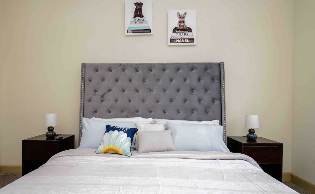 utopiagemsstays.com | Contemporary 1BR Retreat in the Heart of Houston